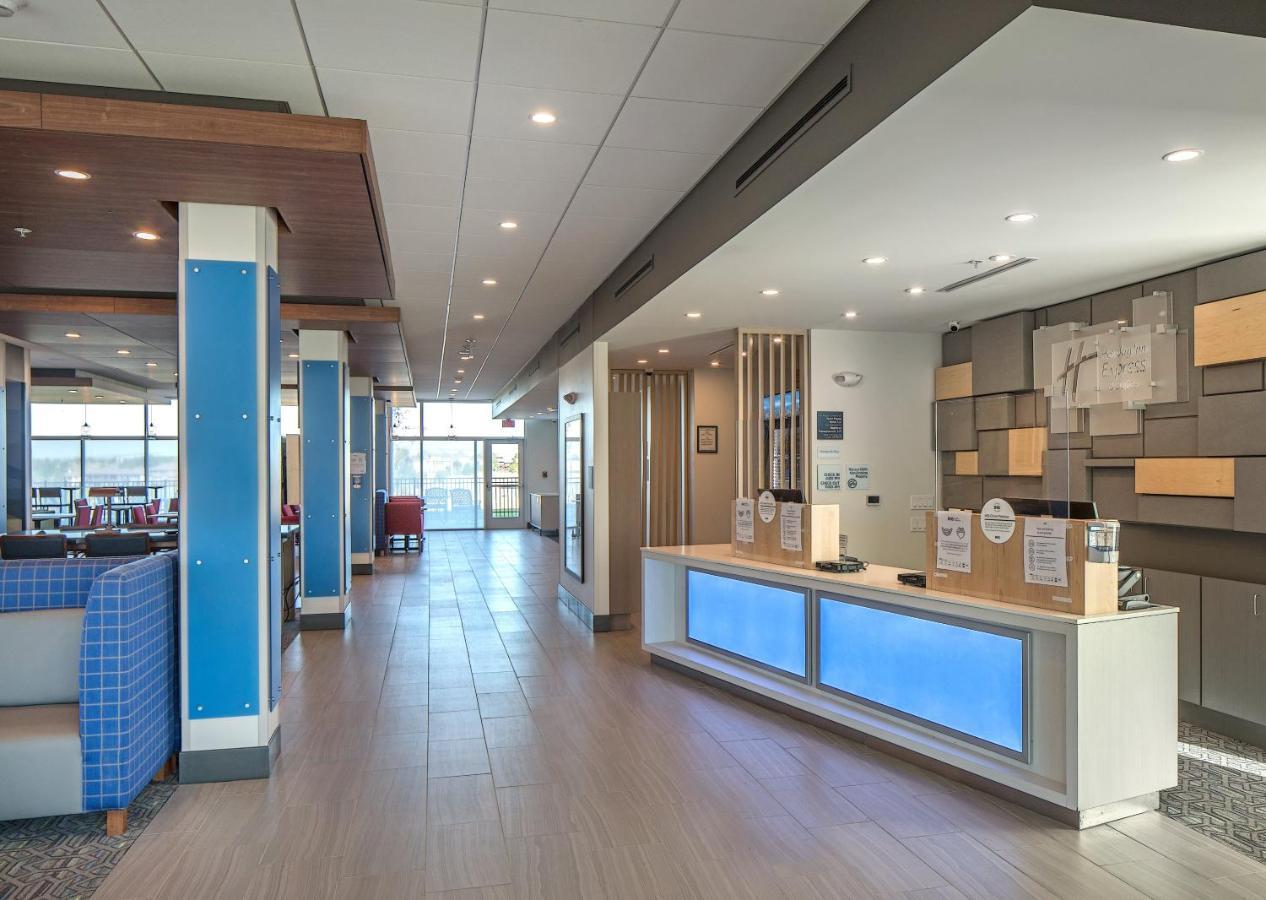 Holiday Inn Express & Suites - West Omaha - Elkhorn By Ihg Bagian luar foto